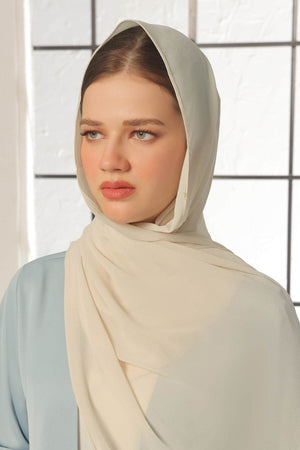 Buttery White Georgette Hijab
