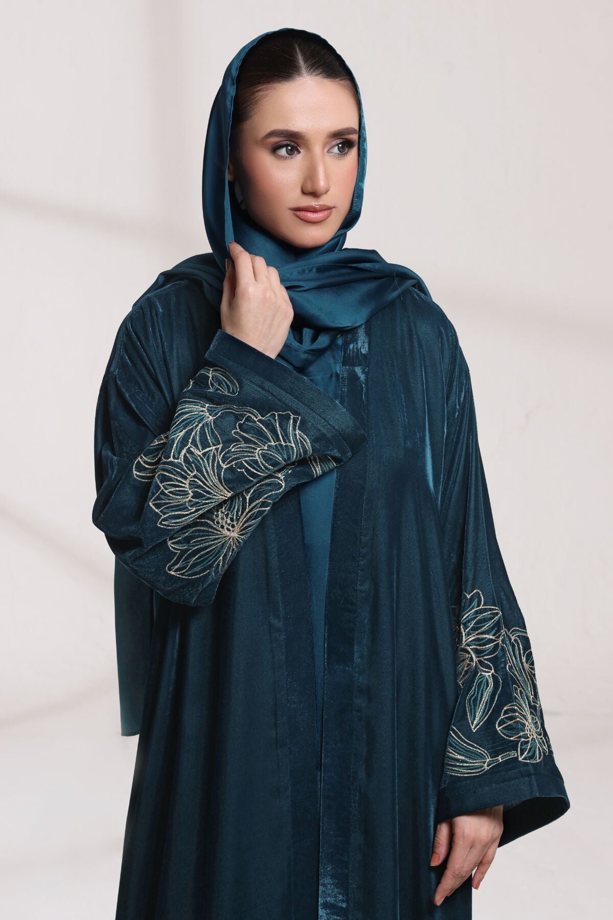 3 Piece - Teal Blue Velvet Abaya
