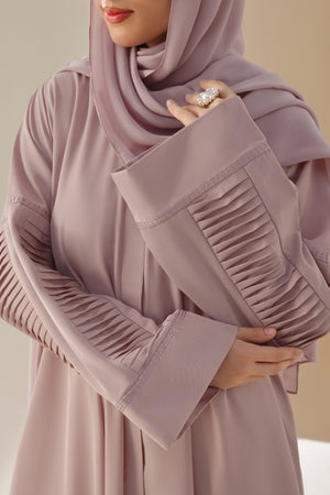 Lily Tucks Abaya