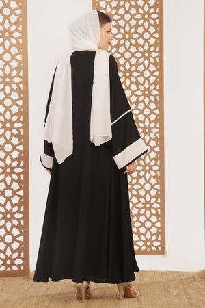 Black Arabic Shrug Abaya