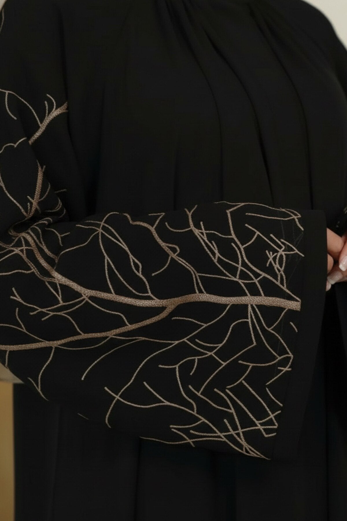 Black Autumn Tree Embroidered Abaya