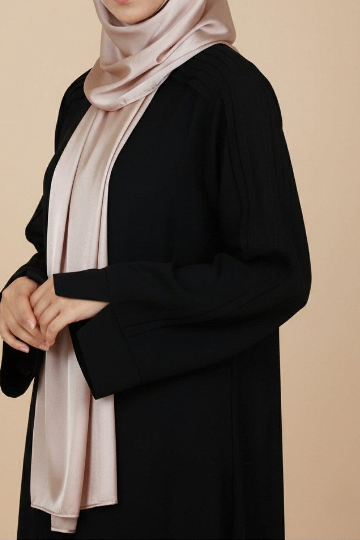 Black Pleated Abaya