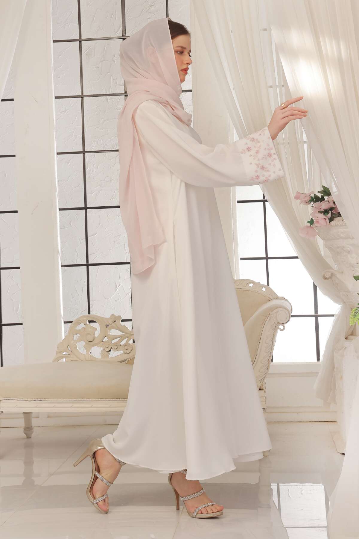 Ceramic Beaded Abaya