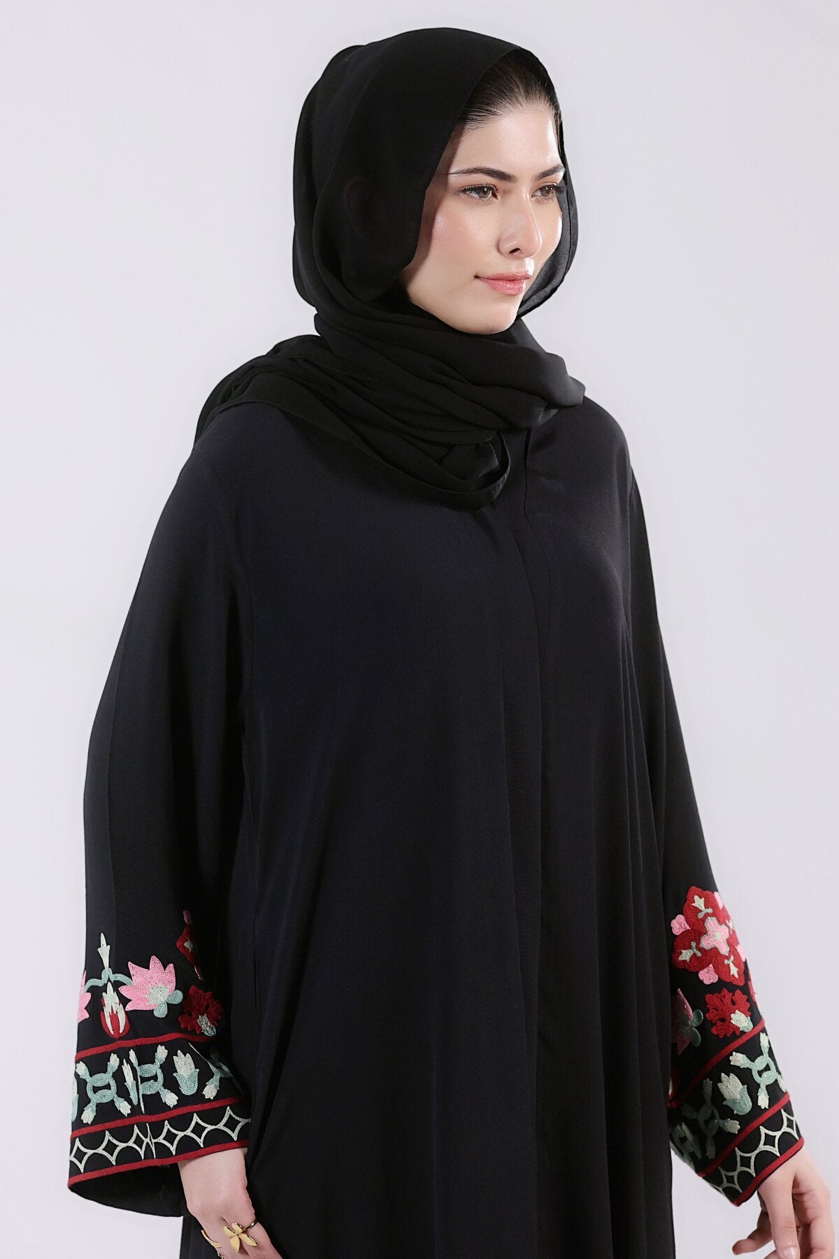 Folk Frieze Abaya