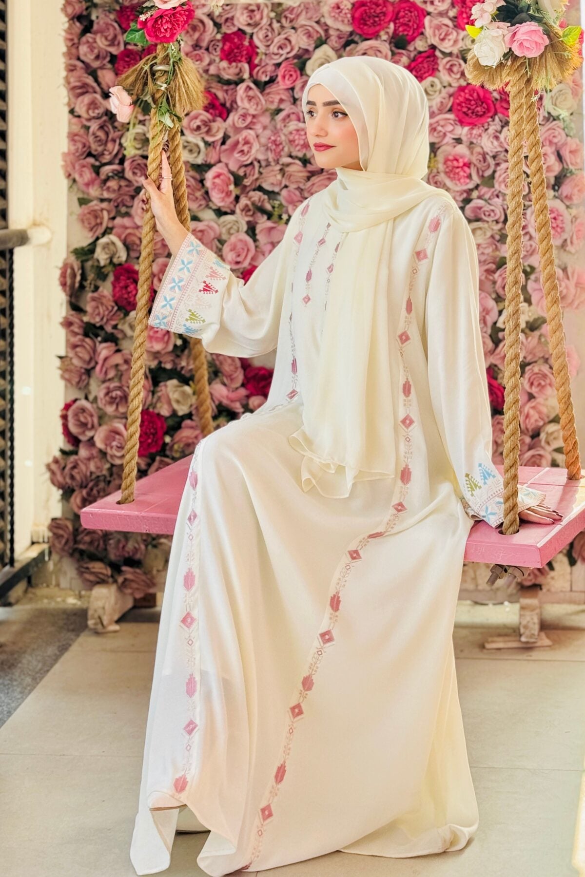 Iceberg Crepe Abaya