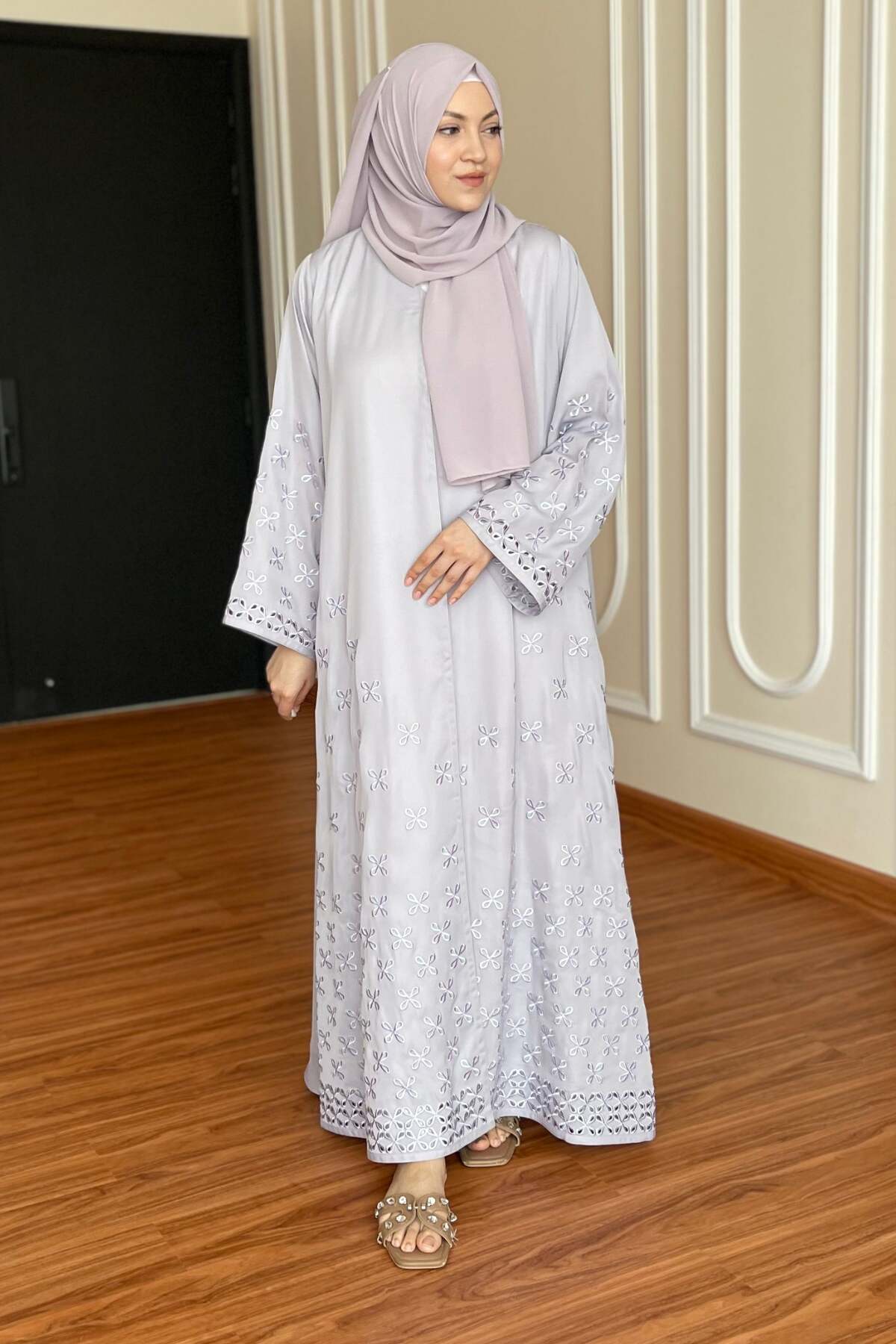 Lilac Leaf Petal Embroidered Abaya