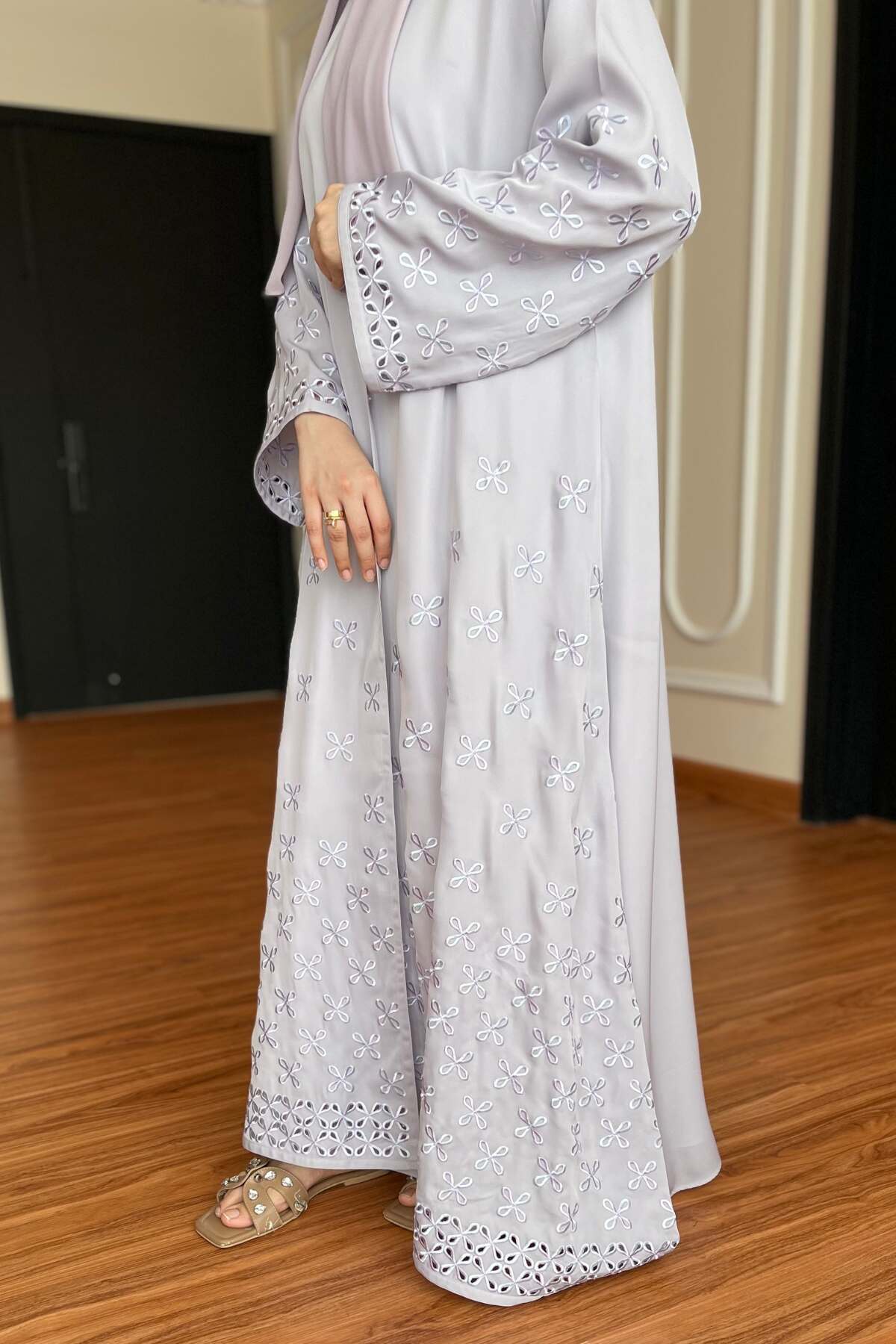 Lilac Leaf Petal Embroidered Abaya