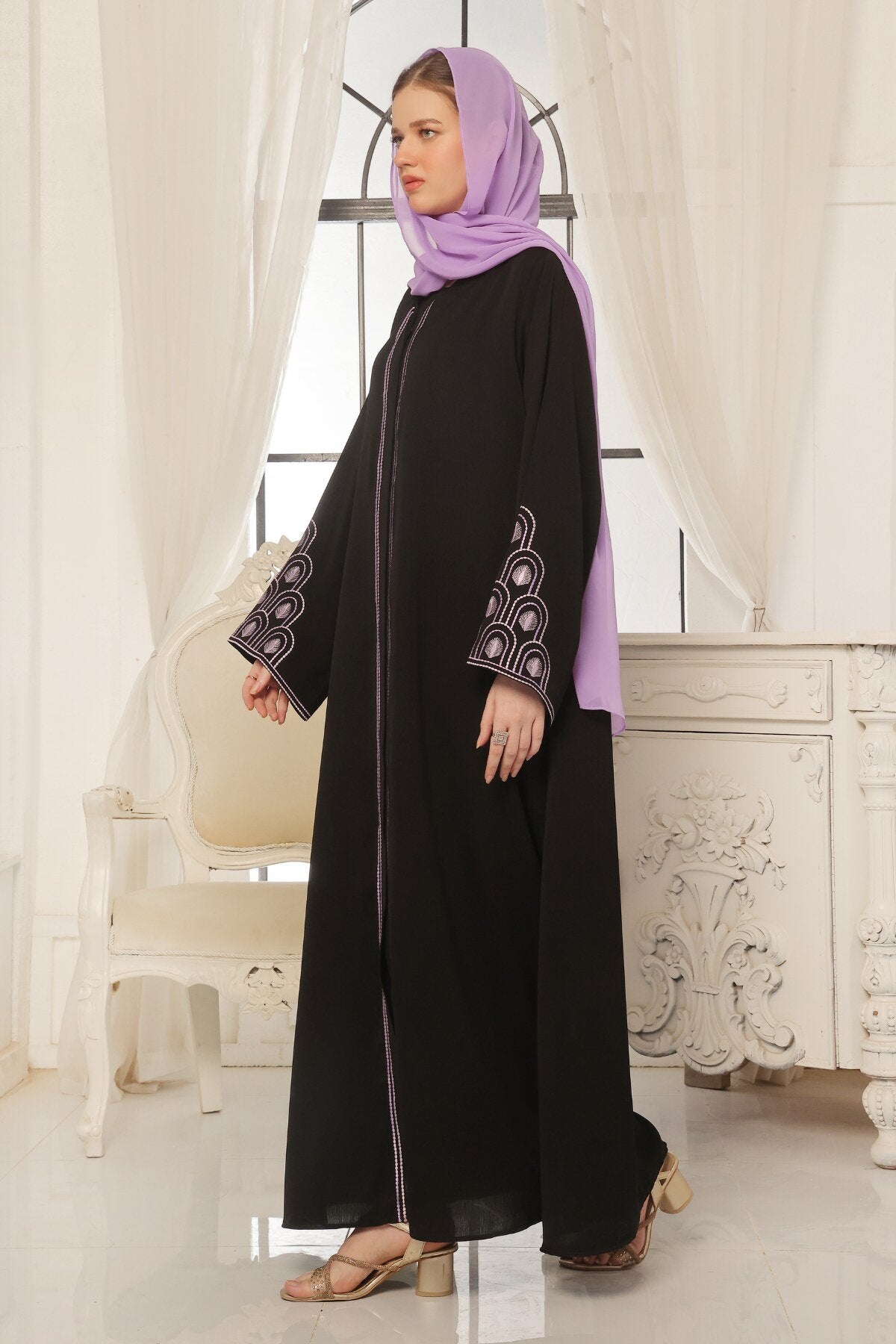 Lilac Pattern Embroidered Black Abaya