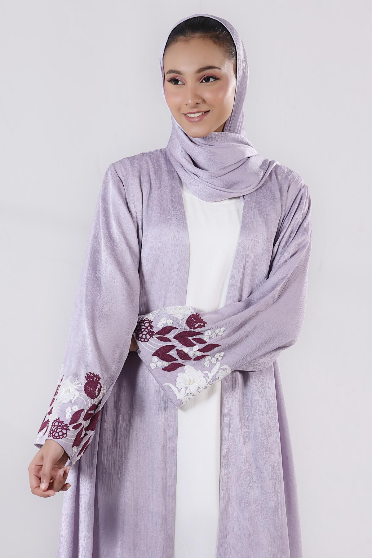 Liliana Embroidered Abaya