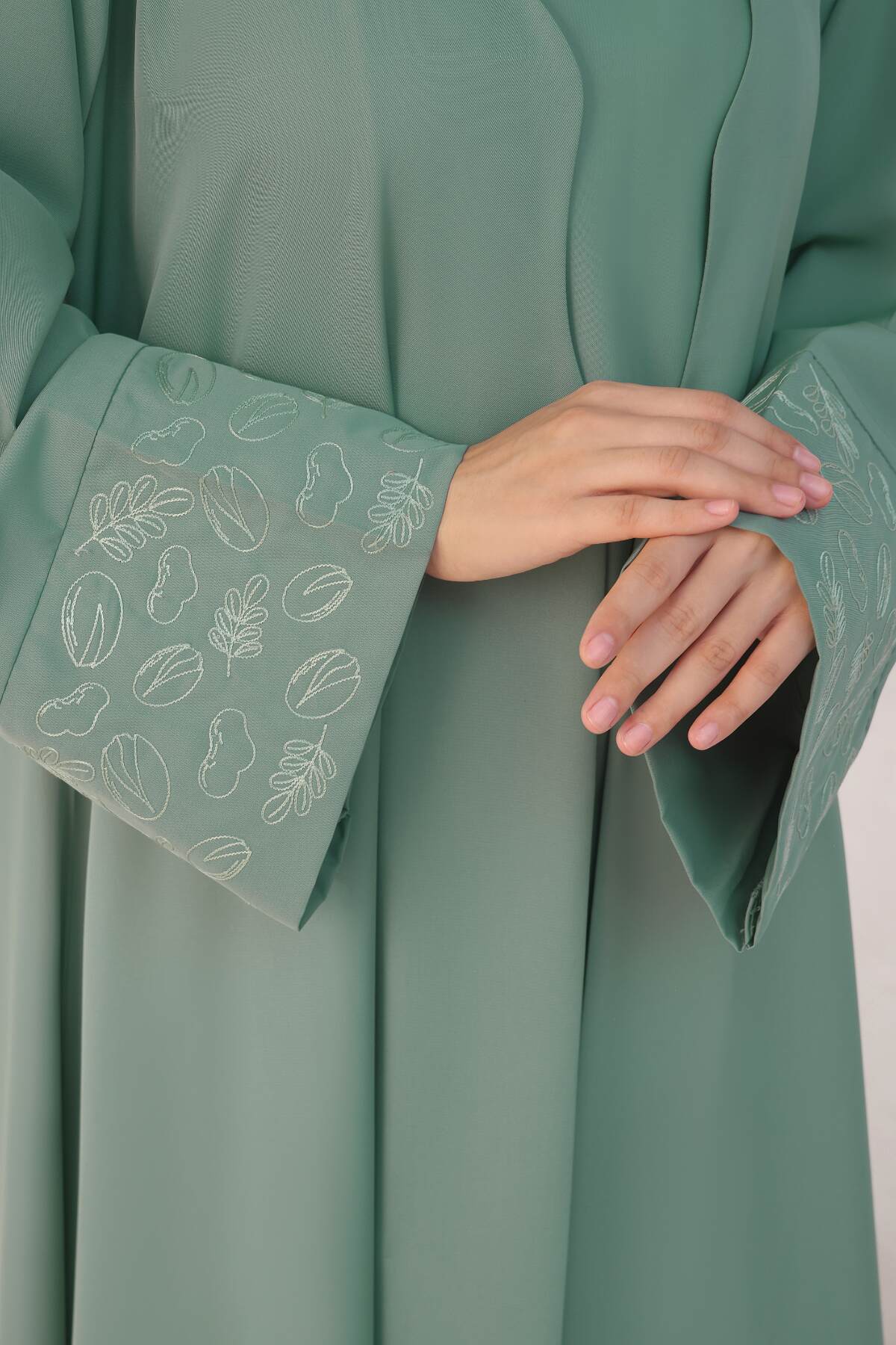 Mint Pistachio Shrug Abaya
