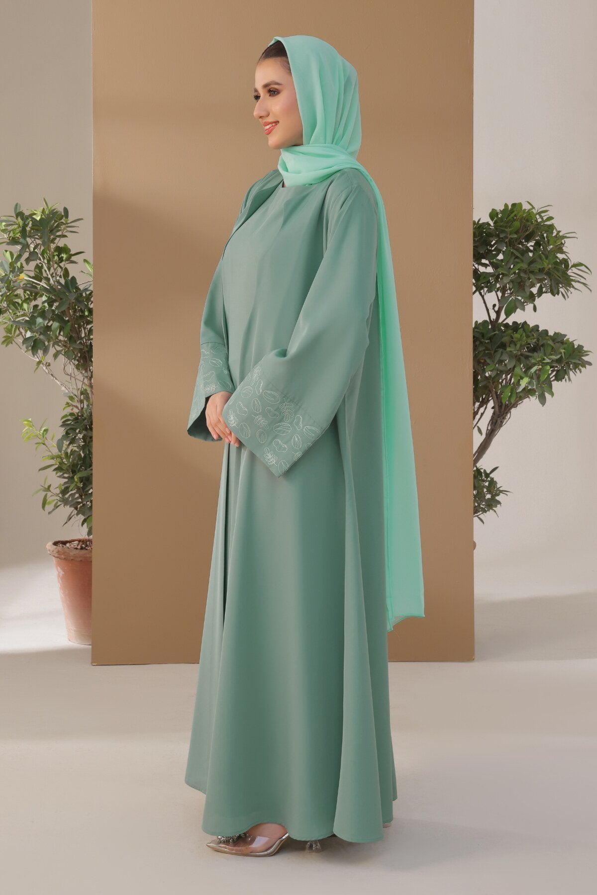 Mint Pistachio Shrug Abaya