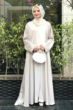 Pearl Dust Manipulation Abaya