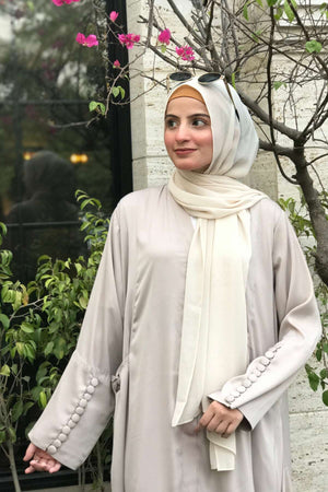 Pearl Dust Manipulation Abaya