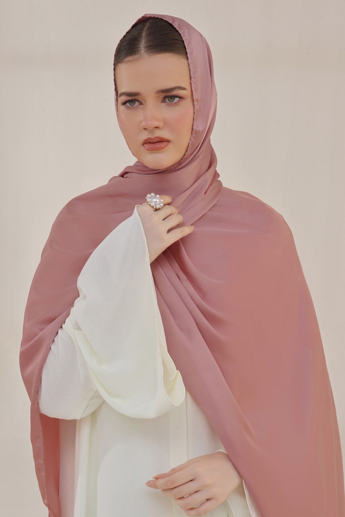 Pink Daisy Silk Hijab