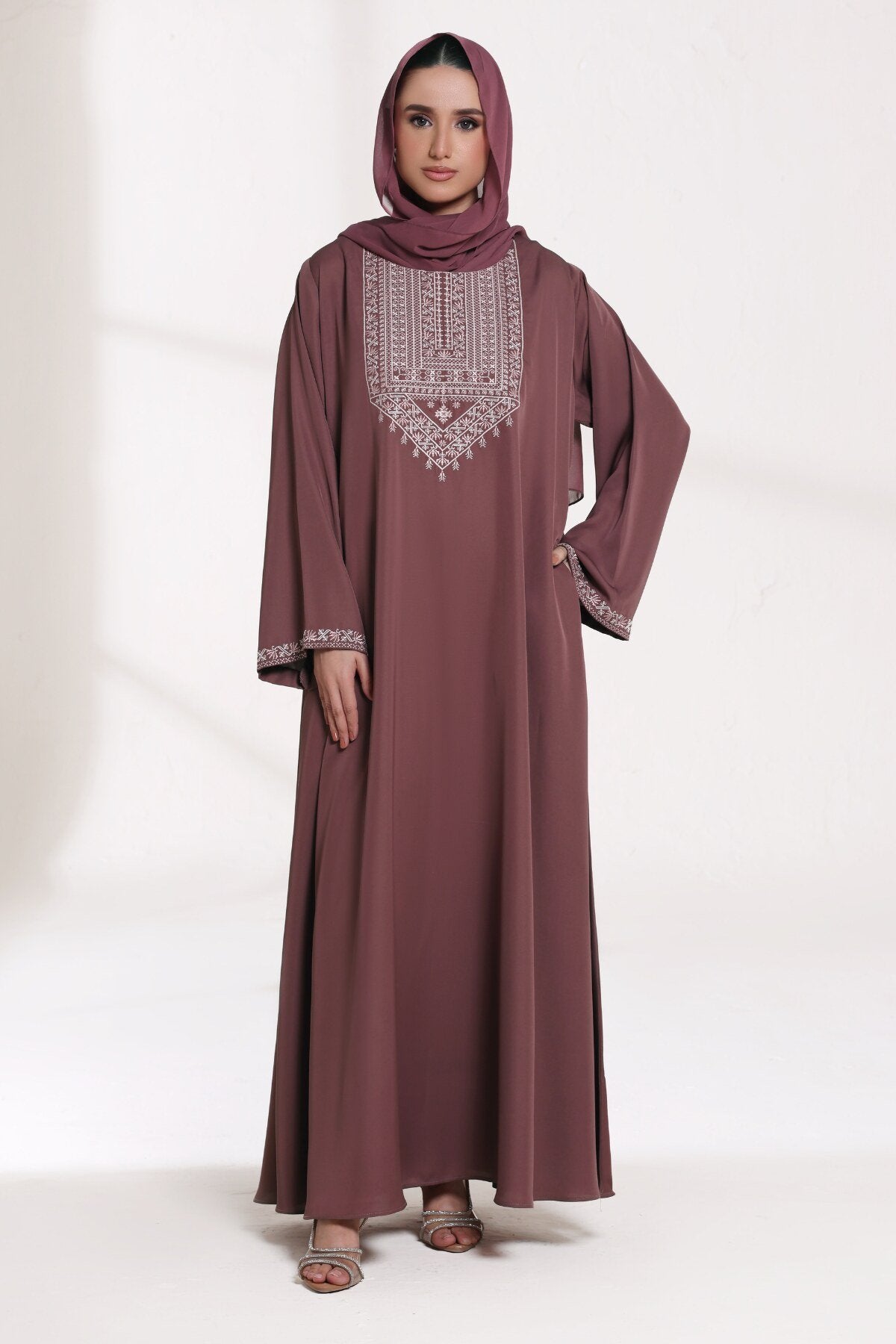 Rosy Finch Abaya