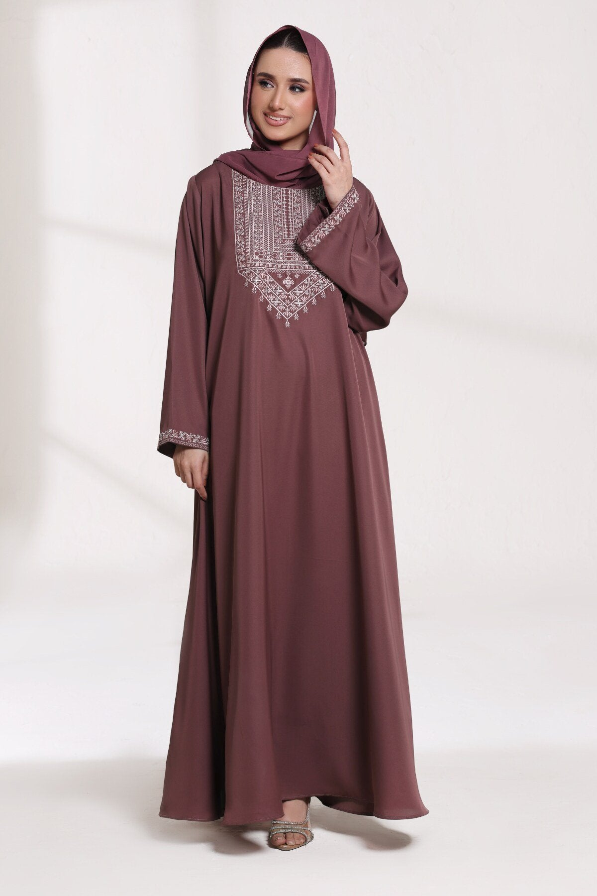 Rosy Finch Abaya