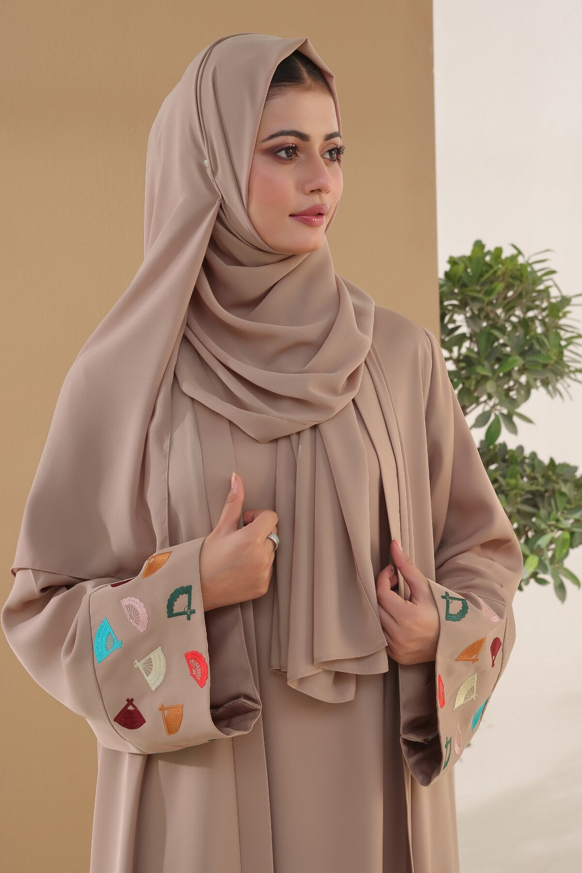 Sandrift Embroidered Shrug Abaya