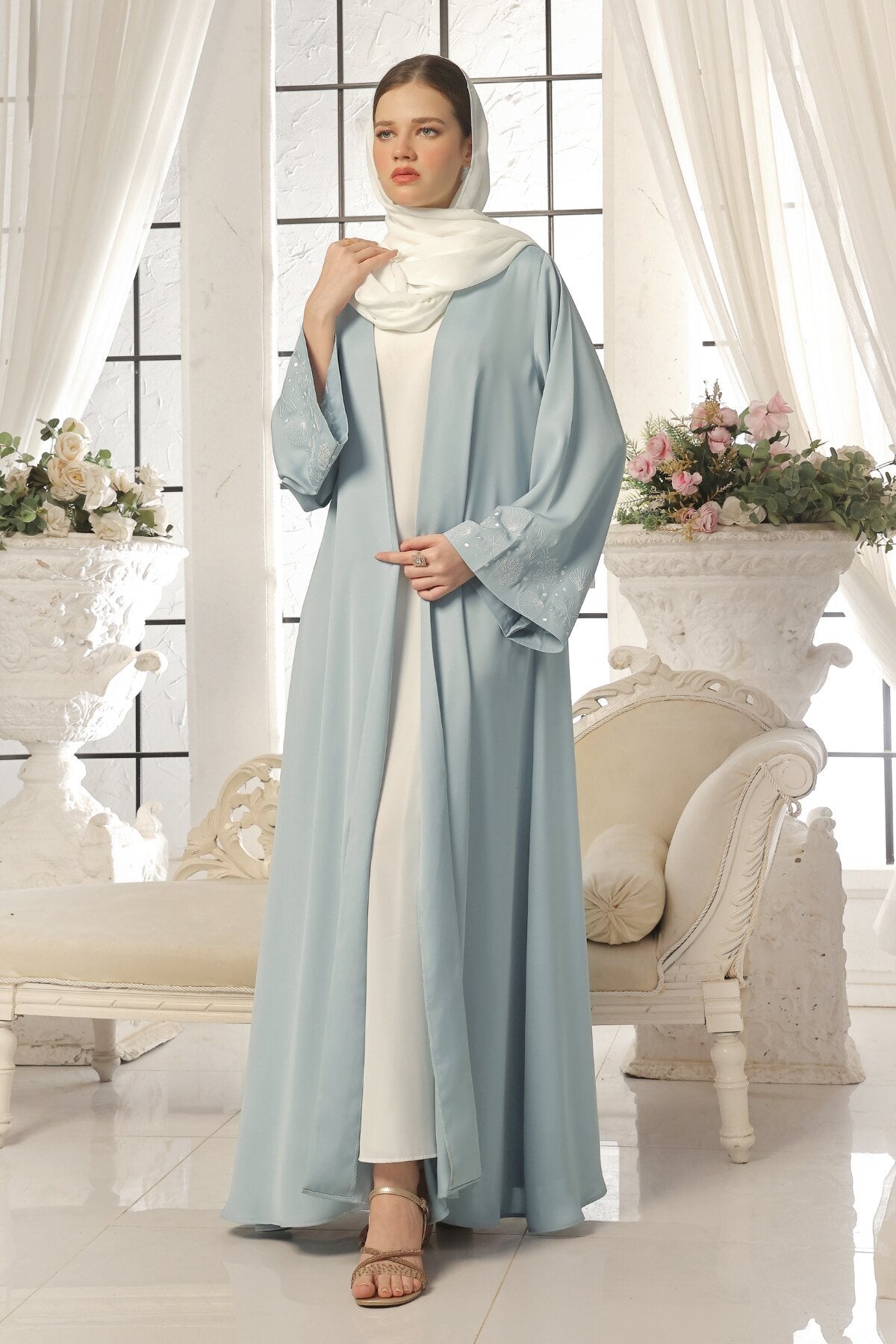 Seashell Embroidered Abaya