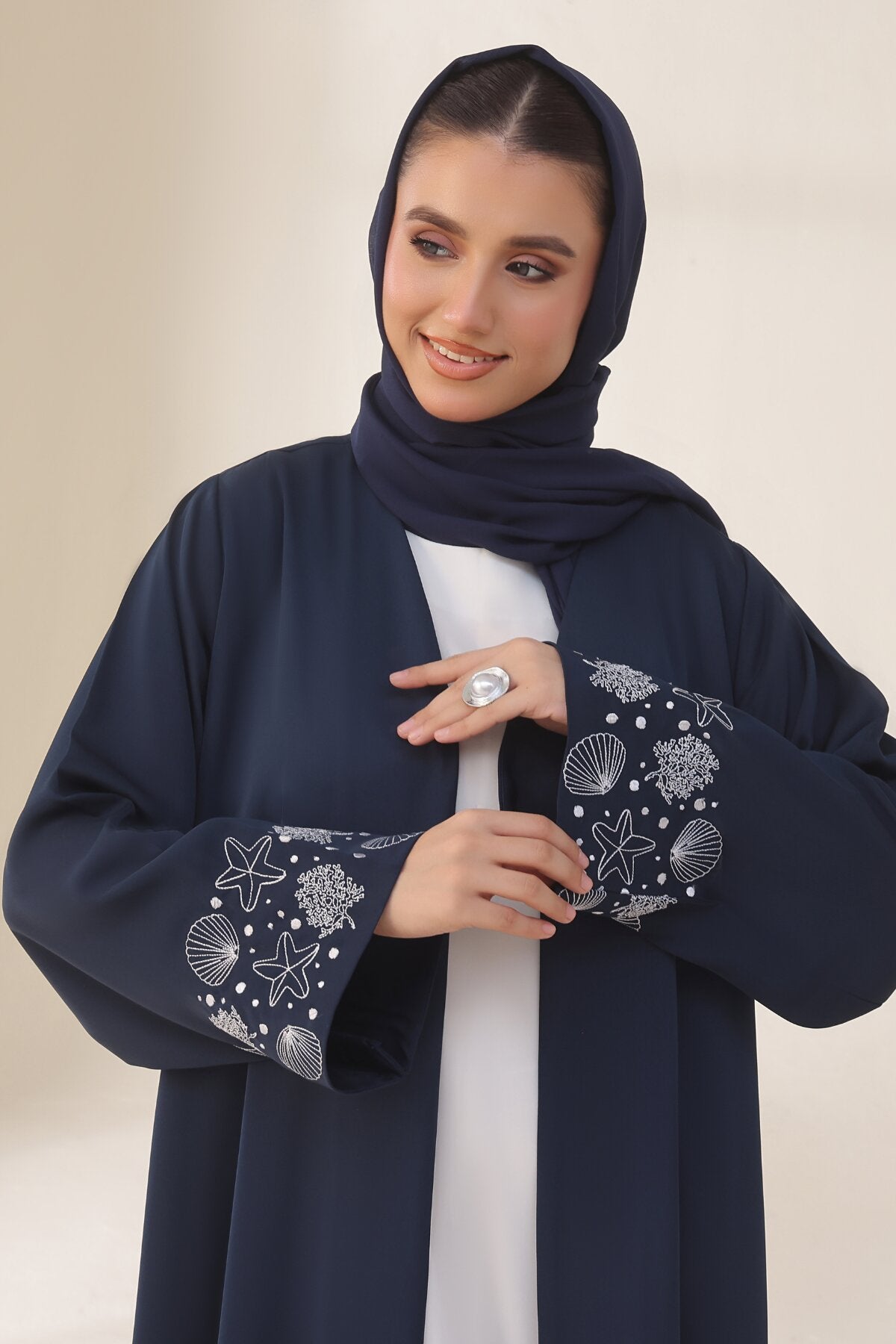 Seashell Embroidered Tuna Abaya