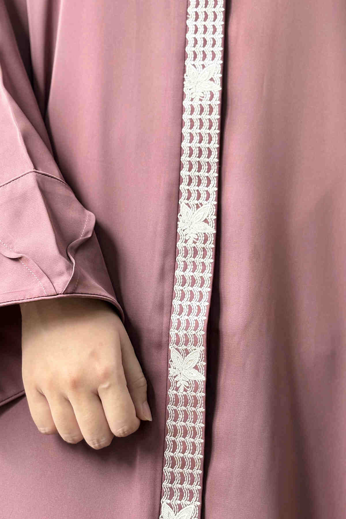 Turkish Rose Embroidered Abaya