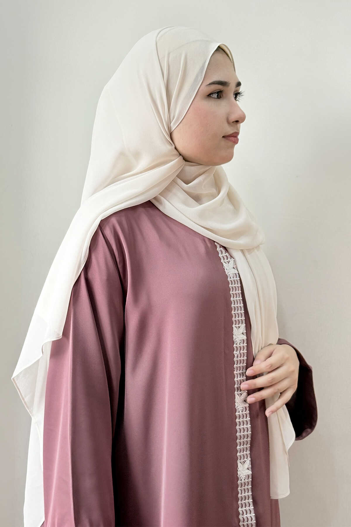 Turkish Rose Embroidered Abaya