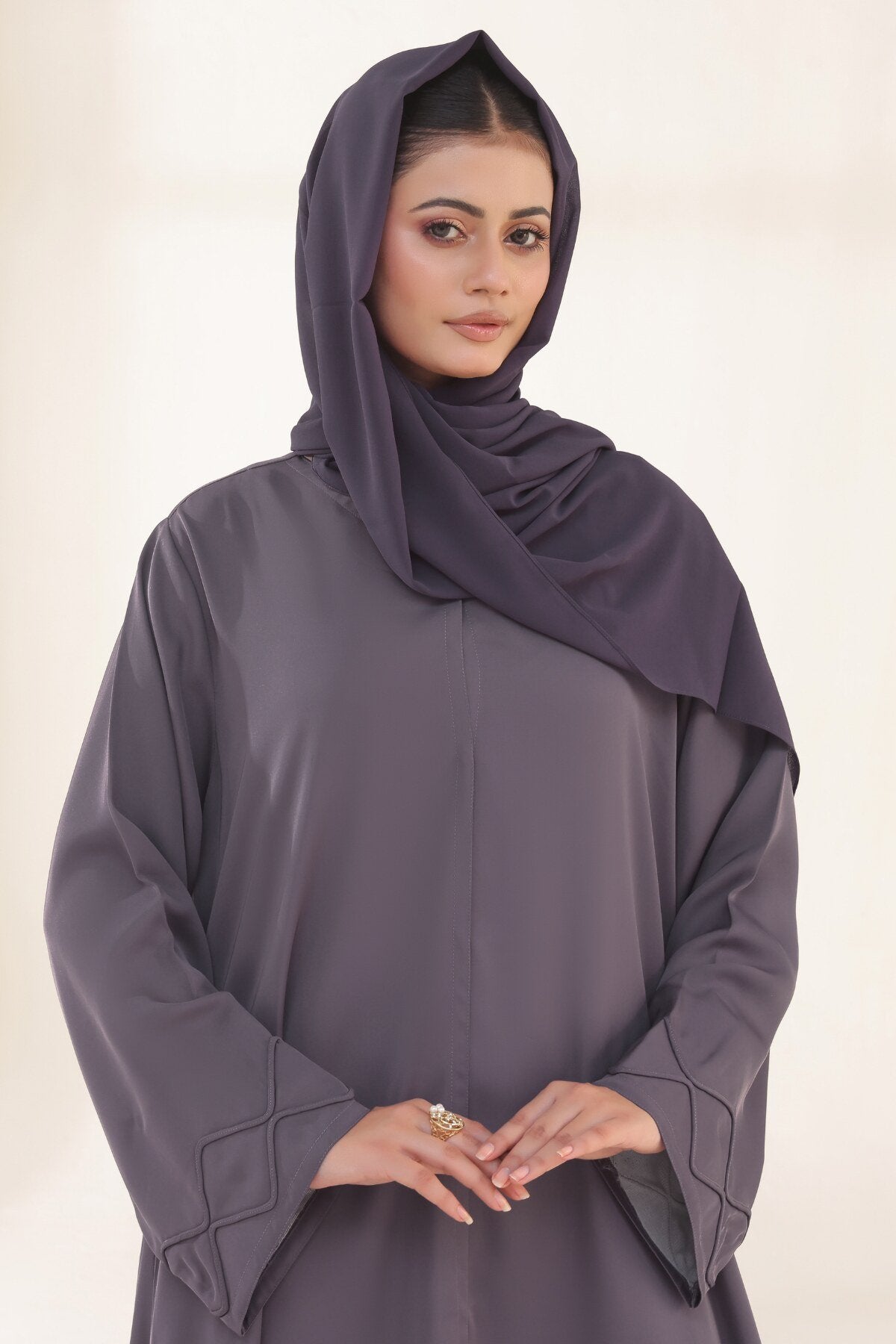 Twisted Cord Abaya