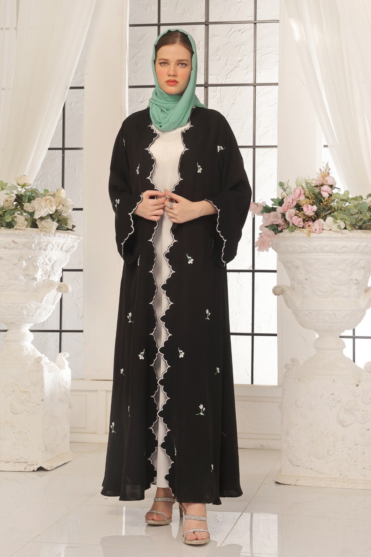 Wave Black Embroidered Abaya