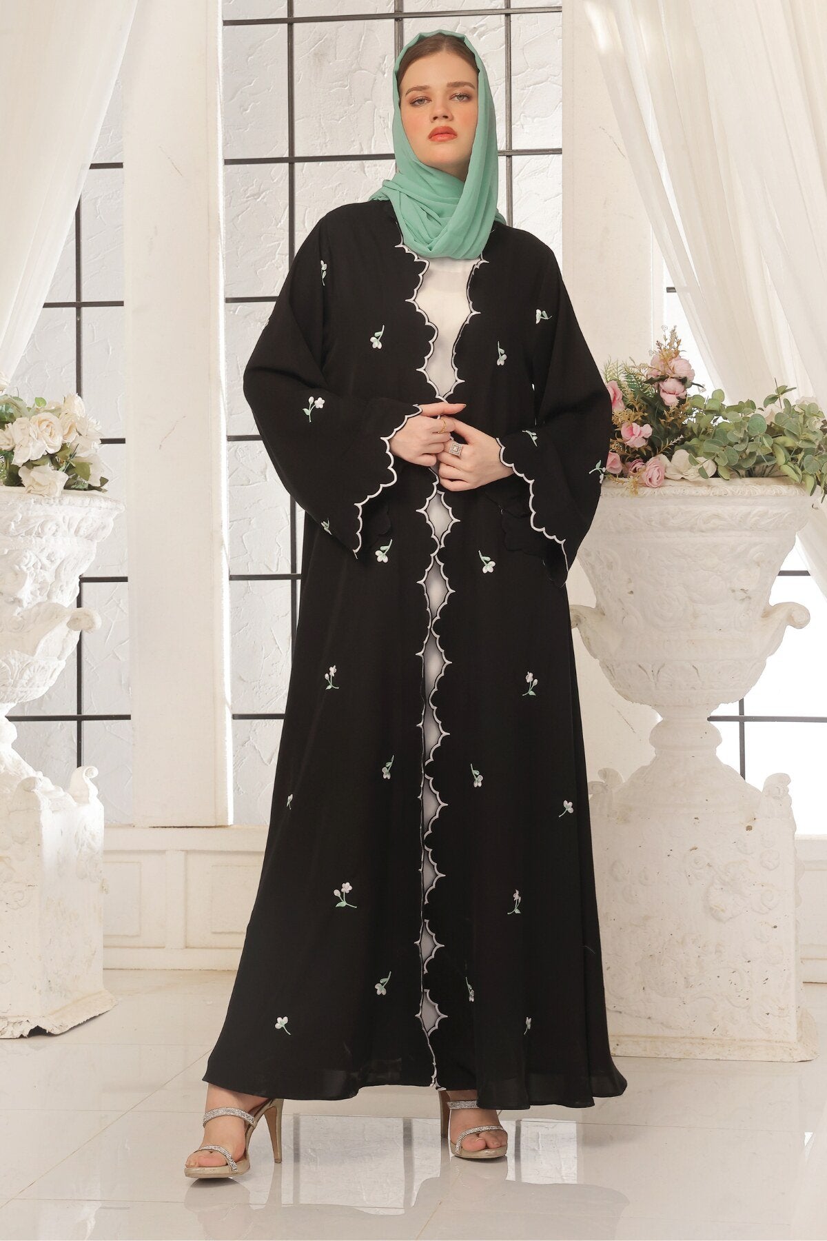 Wave Black Embroidered Abaya