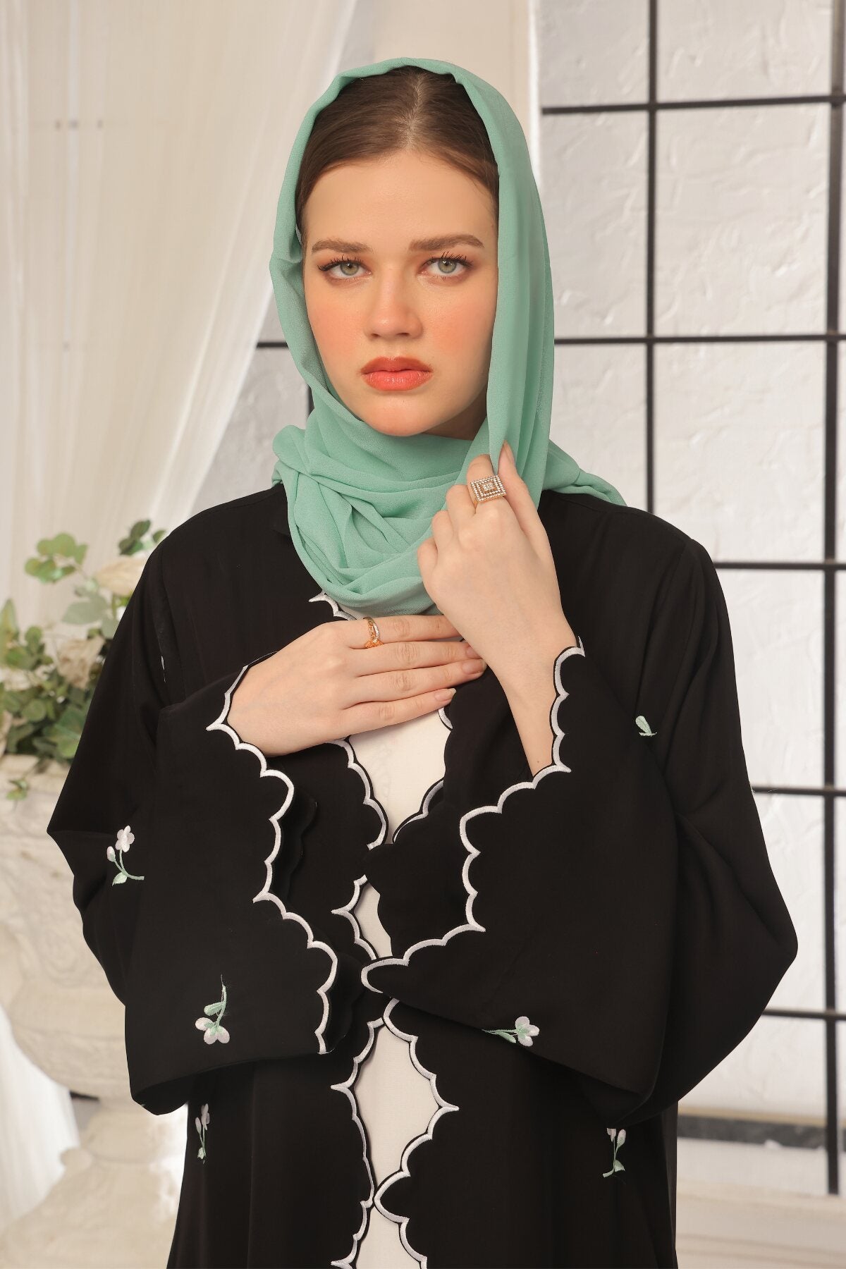 Wave Black Embroidered Abaya