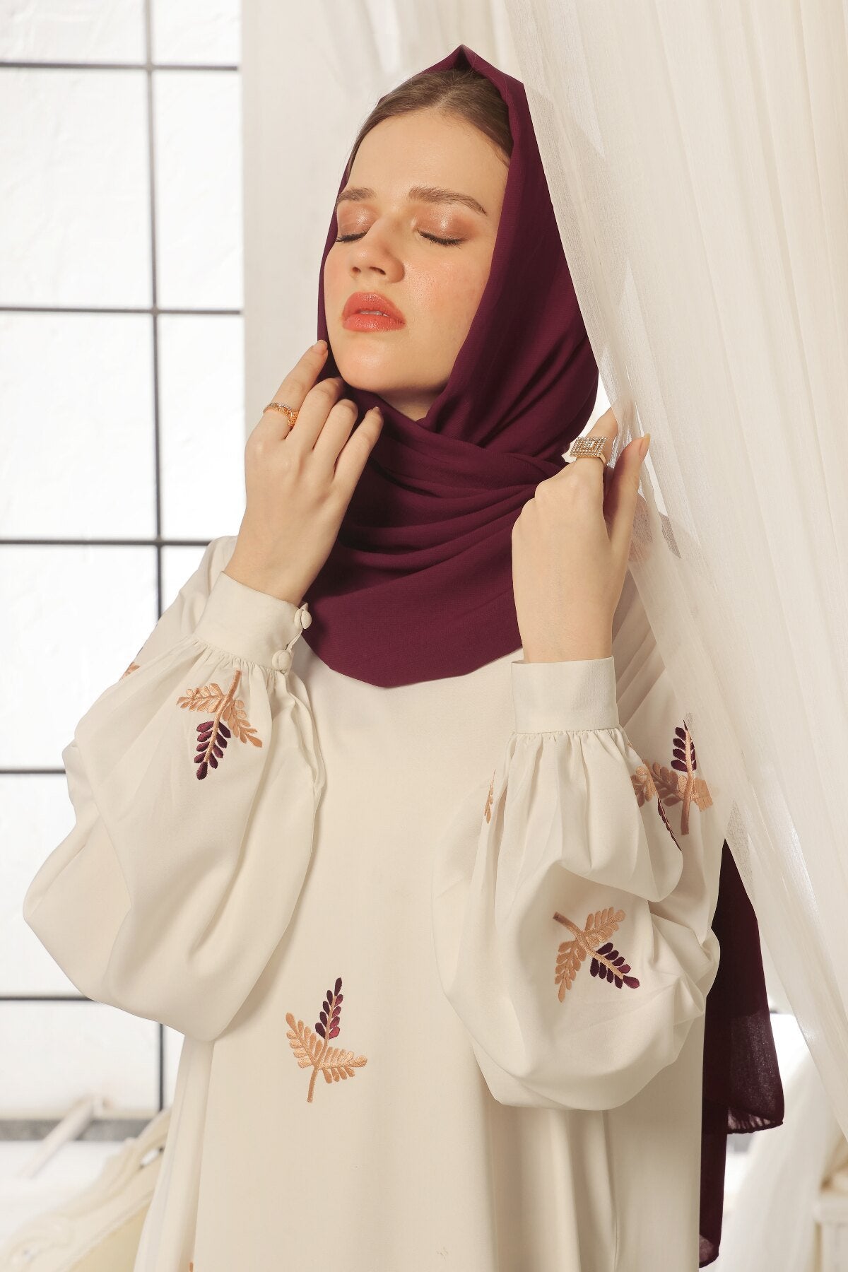 White Festive Abaya